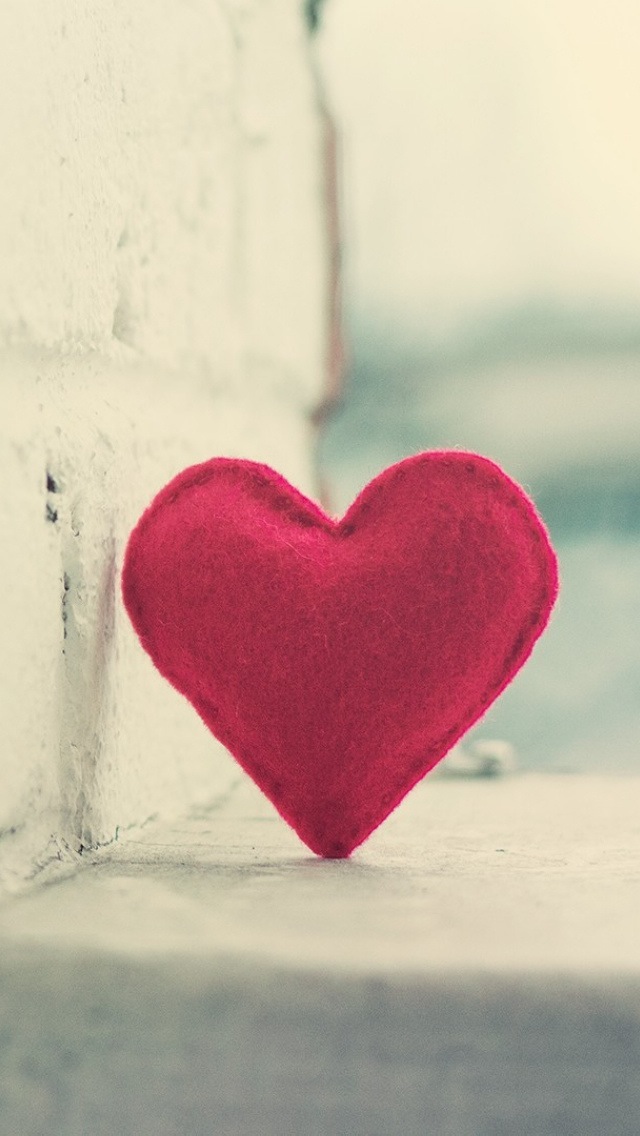 Red Heart Shape wallpaper on love theme 640x1136