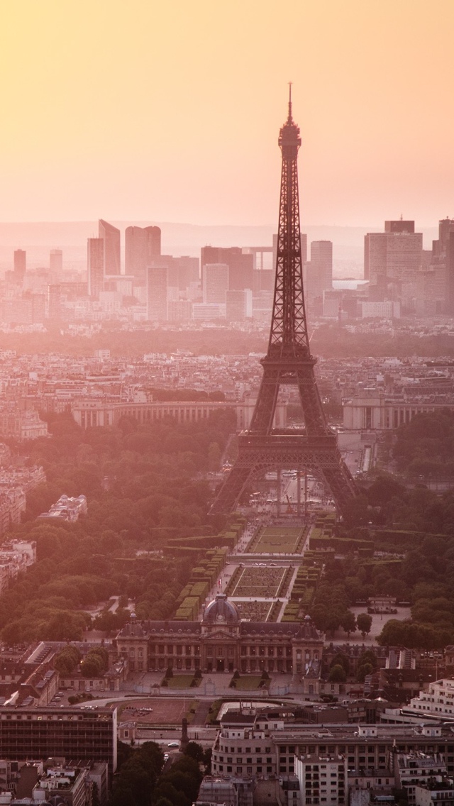 Skyline in Paris iPhone 5 wallpaper 640*1136