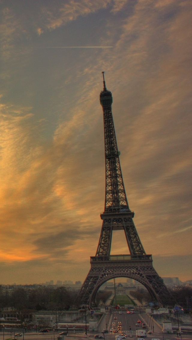 Eiffel Tower Paris iPhone 5 wallpaper 640*1136
